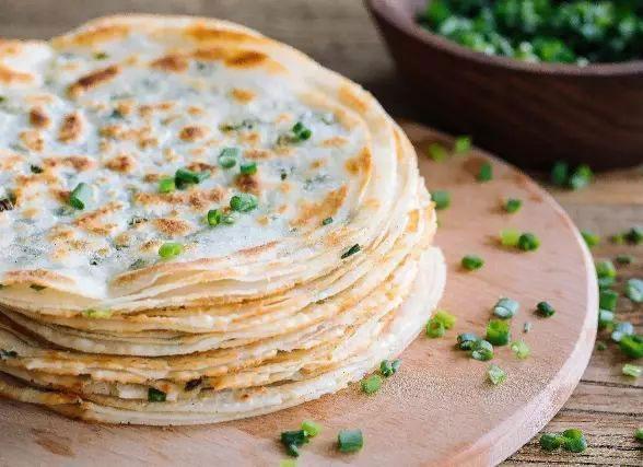 餃子の皮アレンジ　ネギパンケーキ