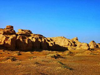 敦煌・ヤルダン地形